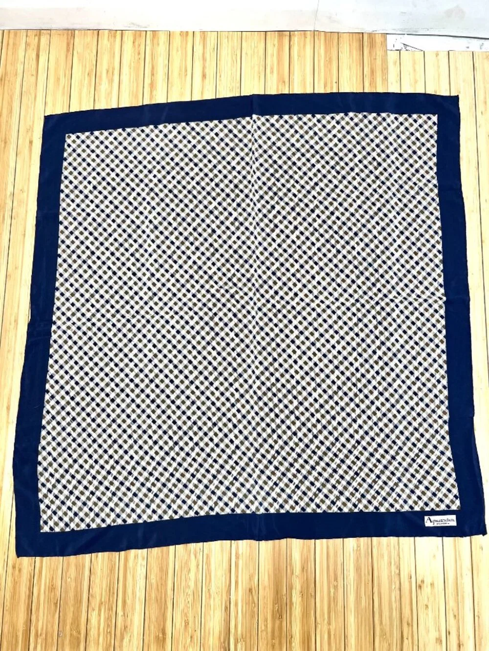 100% Silk 34